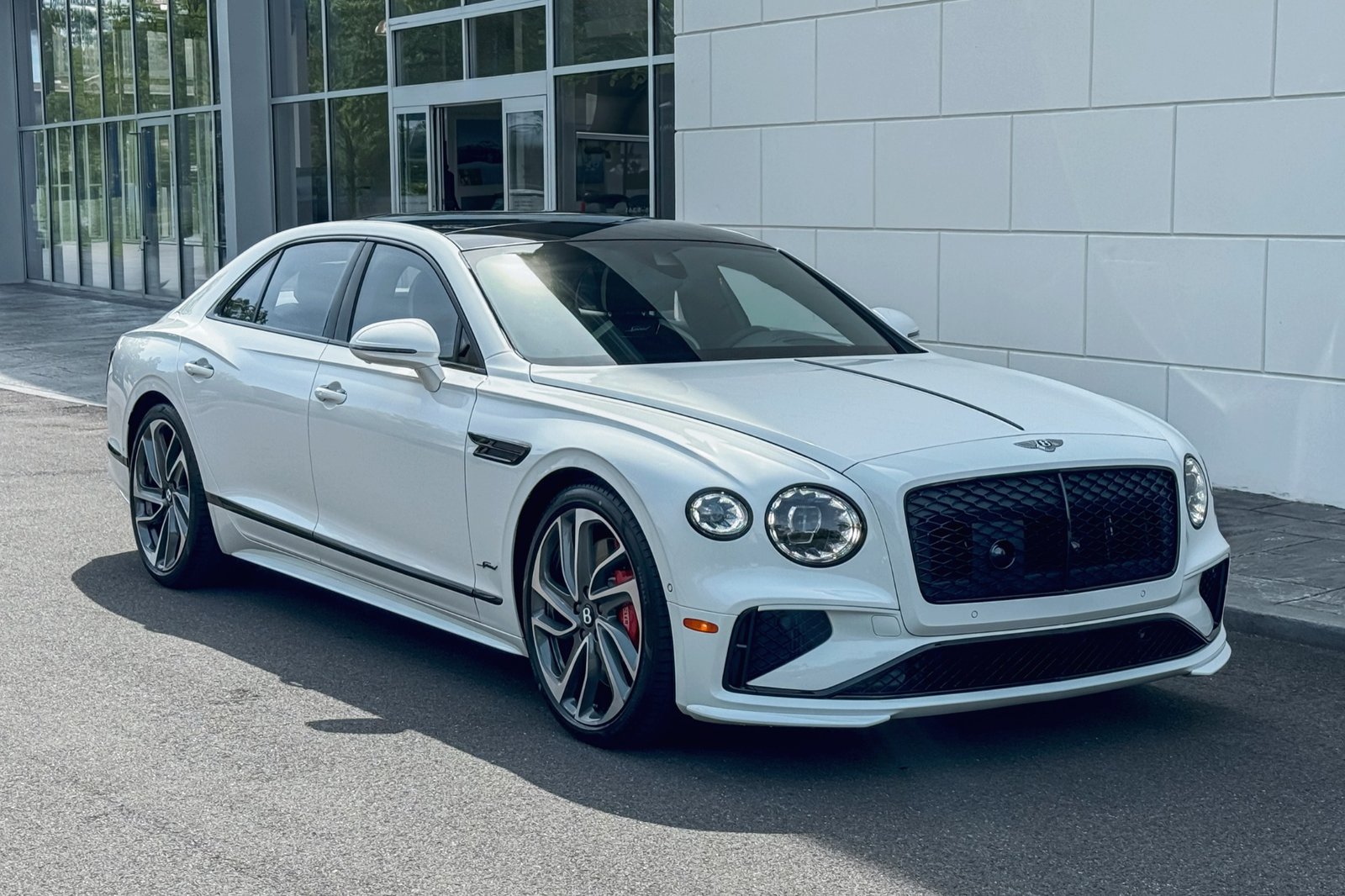 Bentley will continue producing ICE cars even after 2035