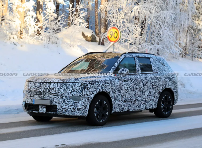 Spy Shots: 2027 Hyundai Tucson Undergoes Tests, Will Feature Subtle but Important Design Changes